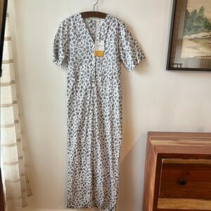 Bobbie Wren NWT 100% Cotton Floral Jumpsuit.  Size Small.